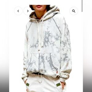 Free City Superbleachout Big Hoodie in white storm